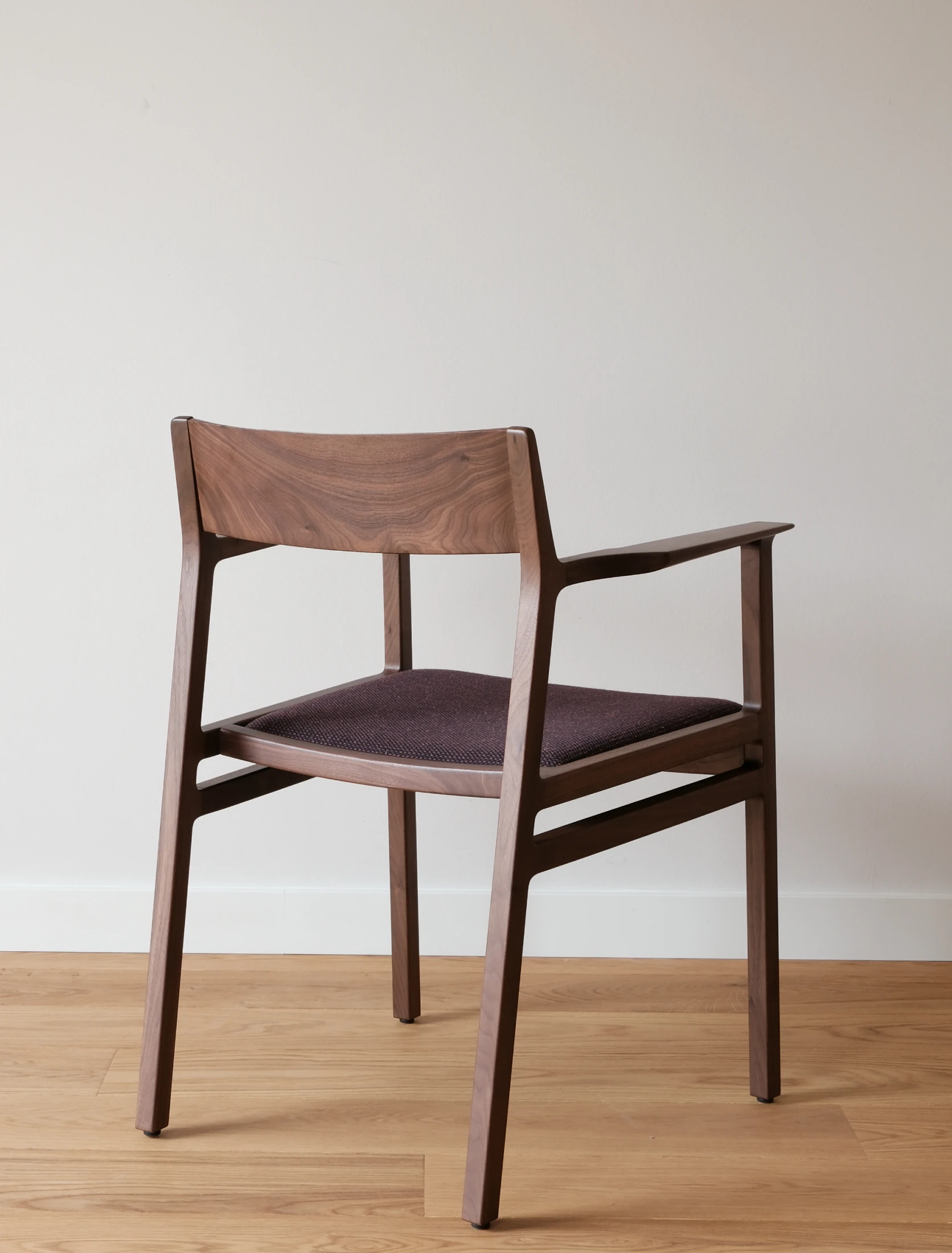 Dining chair upholstered green