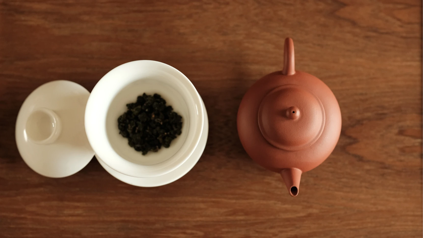 tea pot and gaiwan